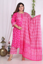 Plus Size Pink Cotton Bandhani Kurta Pant Set with Dupatta- 200721