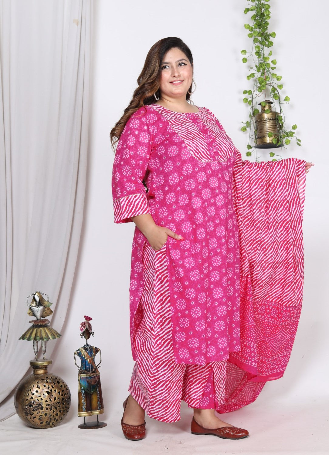 Plus Size Pink Cotton Bandhani Kurta Pant Set with Dupatta- 200721