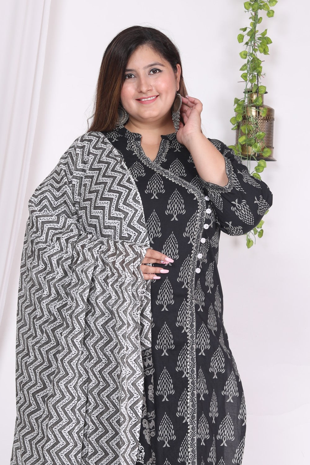 Plus Size Black Cotton Printed Kurta Pant Set with Dupatta-200724