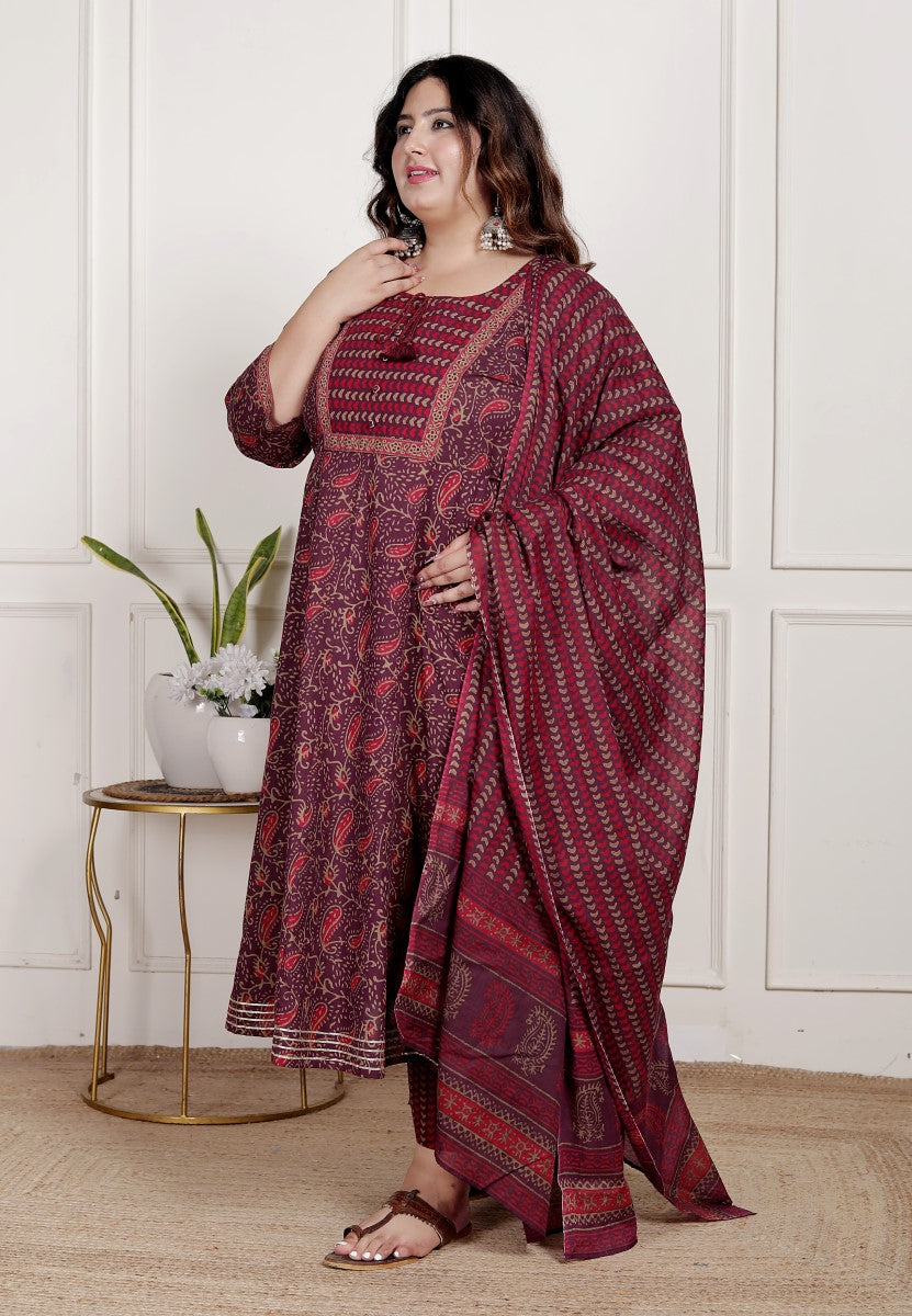 Plus Size Maroon Anarkali Cotton Printed Flared Kurta Pant Set with Dupatta-2100003