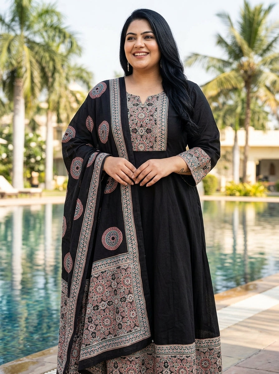 Plus Size Black Anarkali Cotton Patch Work Flared Kurta Pant Set with Dupatta-210019 Secondary image