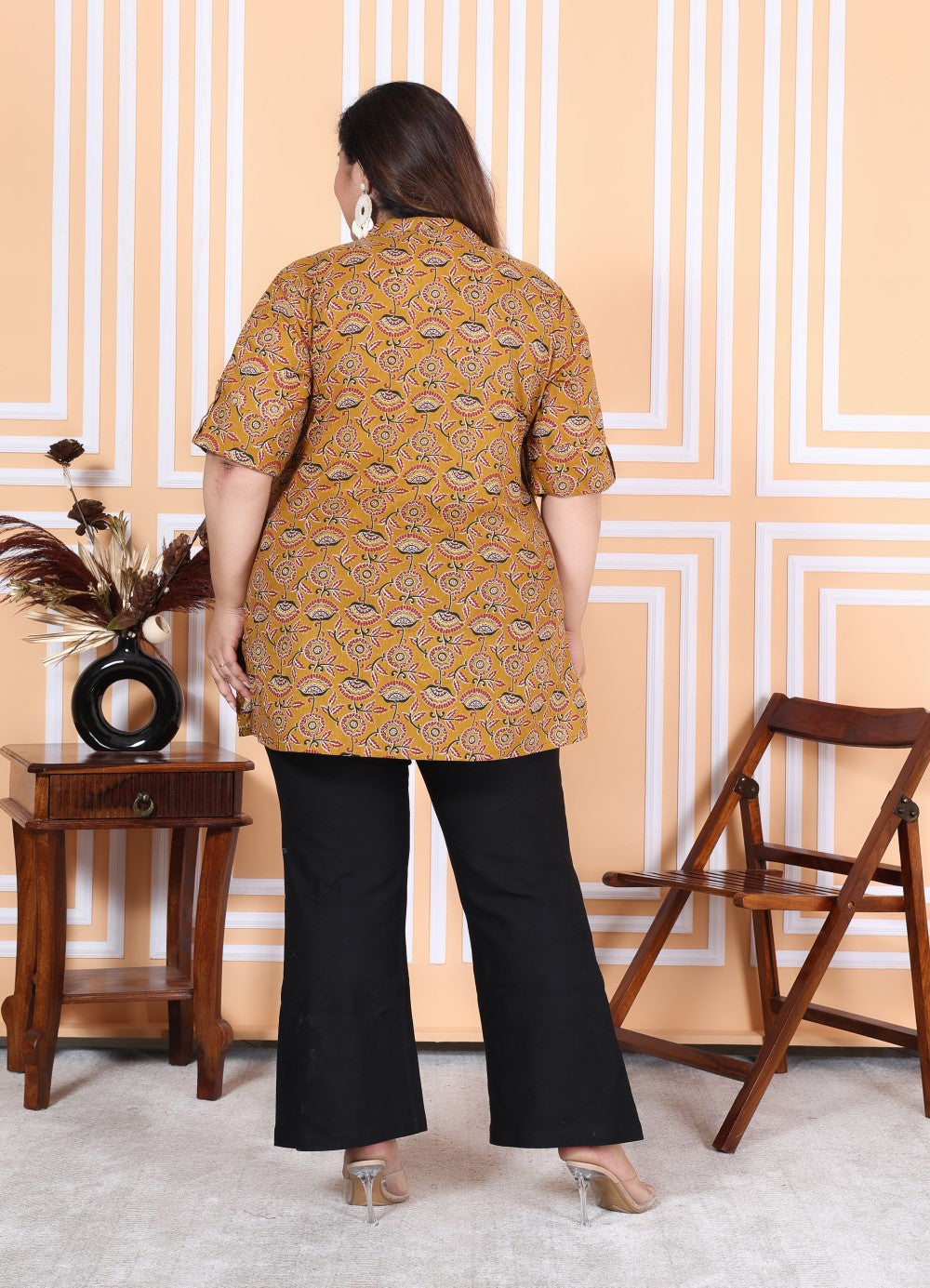 Plus Size Mustard Cotton  Floral Print Short Kurta-300011