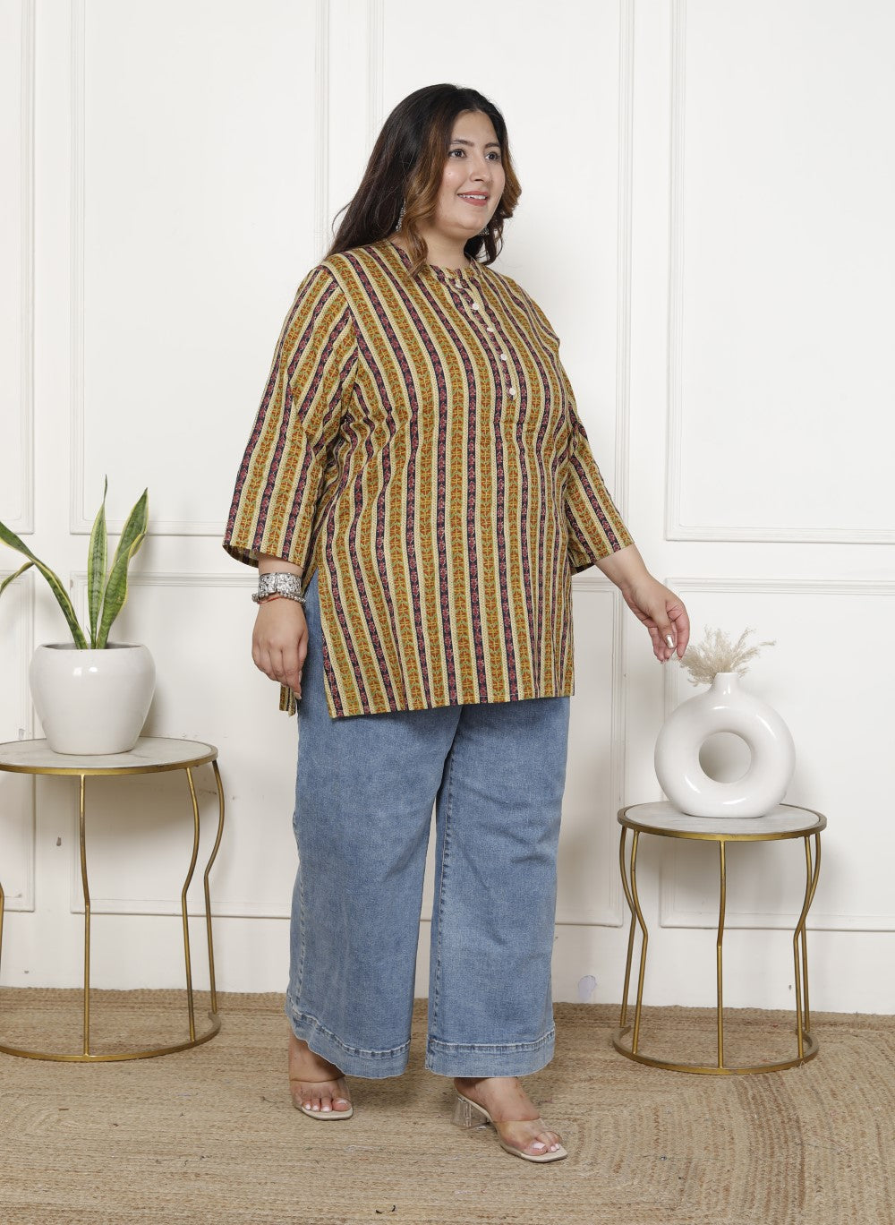 Plus Size Green Cotton  Floral Print Short Kurta-300018