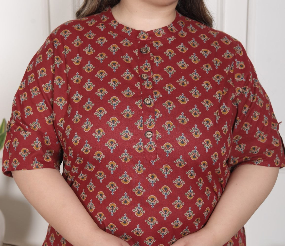 Plus Size Maroon Cotton  Floral Print Short Kurta-300023