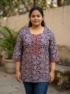 Plus Size Purple Cotton Floral Print Short Kurta-300029