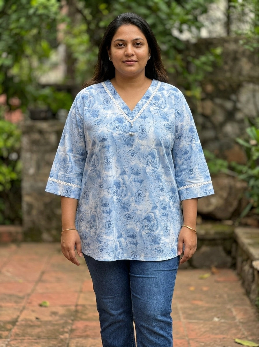 Plus Size Blue Cotton Floral Print Short Kurta-300030