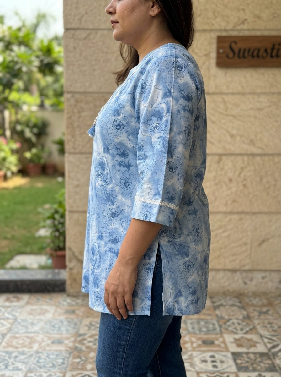Plus Size Blue Cotton Floral Print Short Kurta-300030