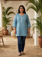 Plus Size Blue Cotton Floral Print Short Kurta-300031