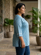 Plus Size Blue Cotton Floral Print Short Kurta-300031