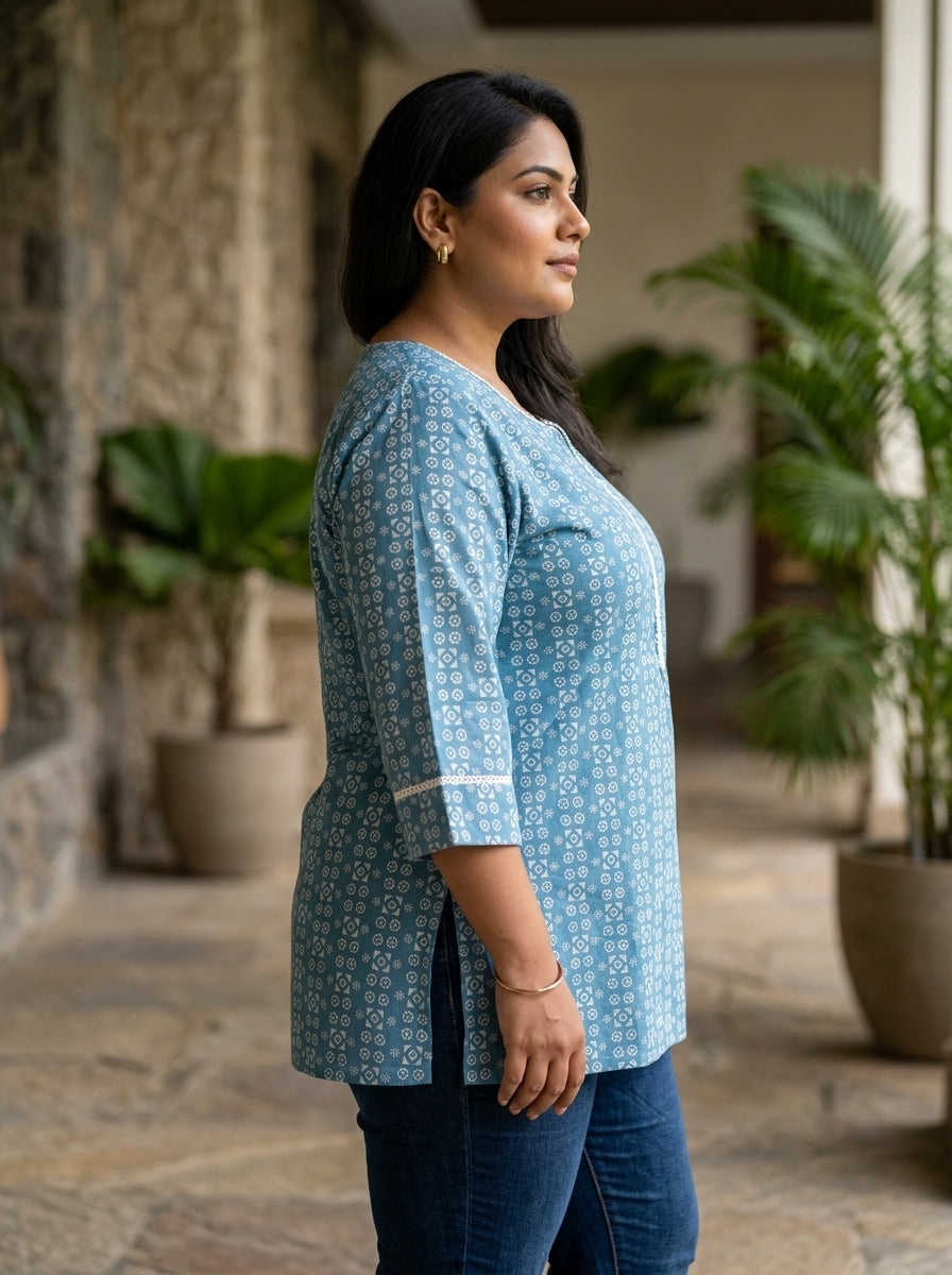 Plus Size Blue Cotton Floral Print Short Kurta-300031
