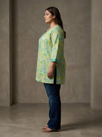 Plus Size Green Cotton Floral Print Short Kurta-300033