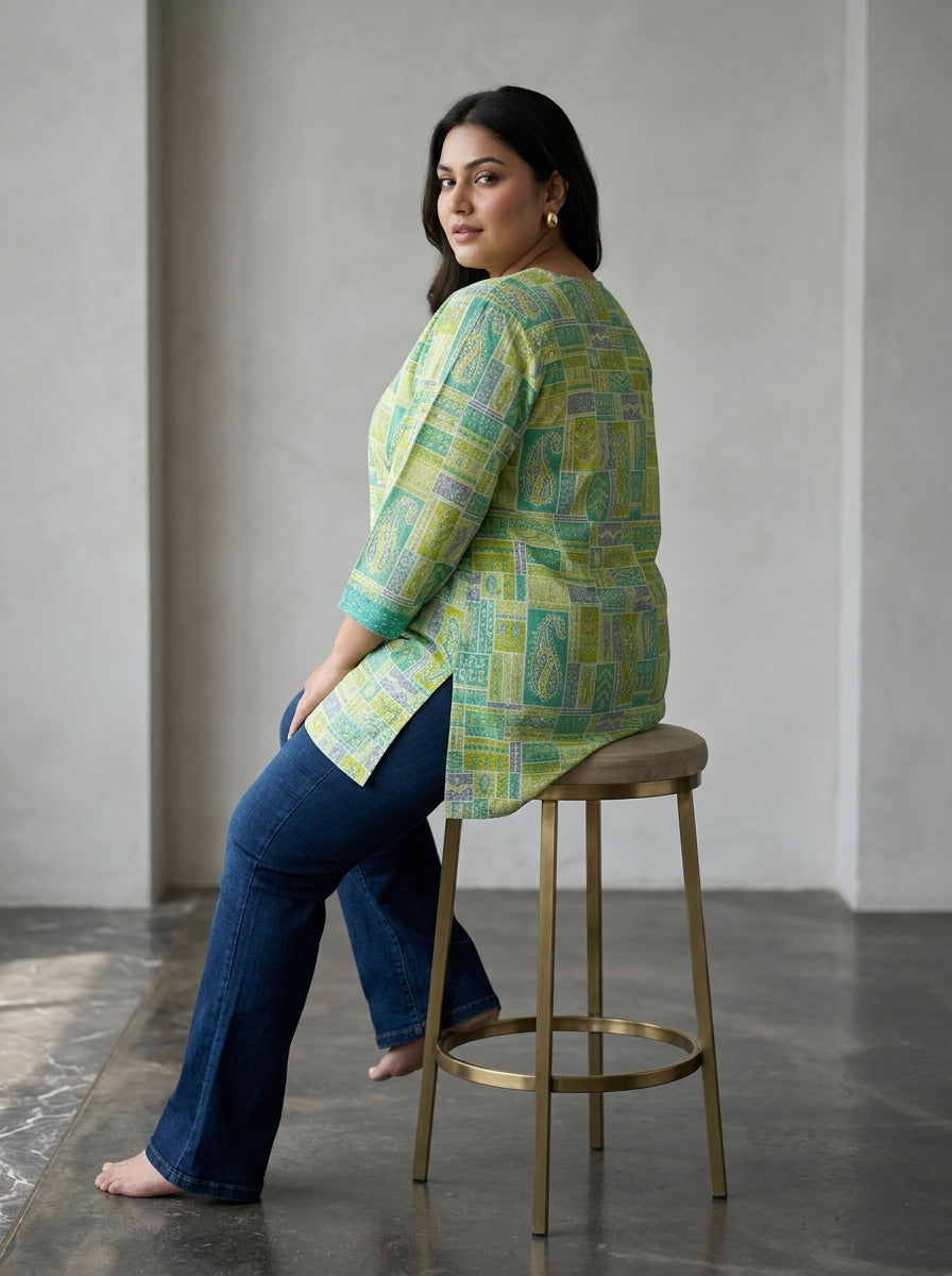 Plus Size Green Cotton Floral Print Short Kurta-300033