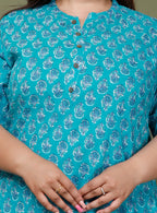 Plus Size Blue Cotton Floral Print Short Kurta-300663
