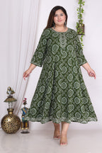 Plus Size Green Print Flared Long Kurta-400004