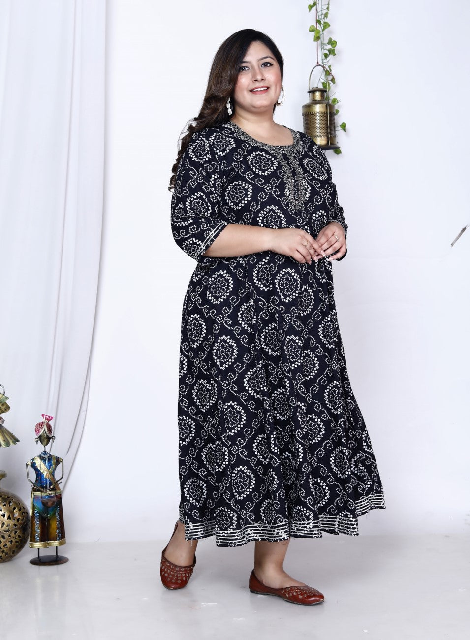 Plus Size Black Bandhani Print Flared Long Kurta-400017
