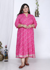 Plus Size Pink Bandhani Print Flared Long Dress -400025