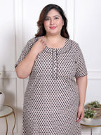 Black Floral Plus Size Nightgown – Comfortable Sleepwear for Women