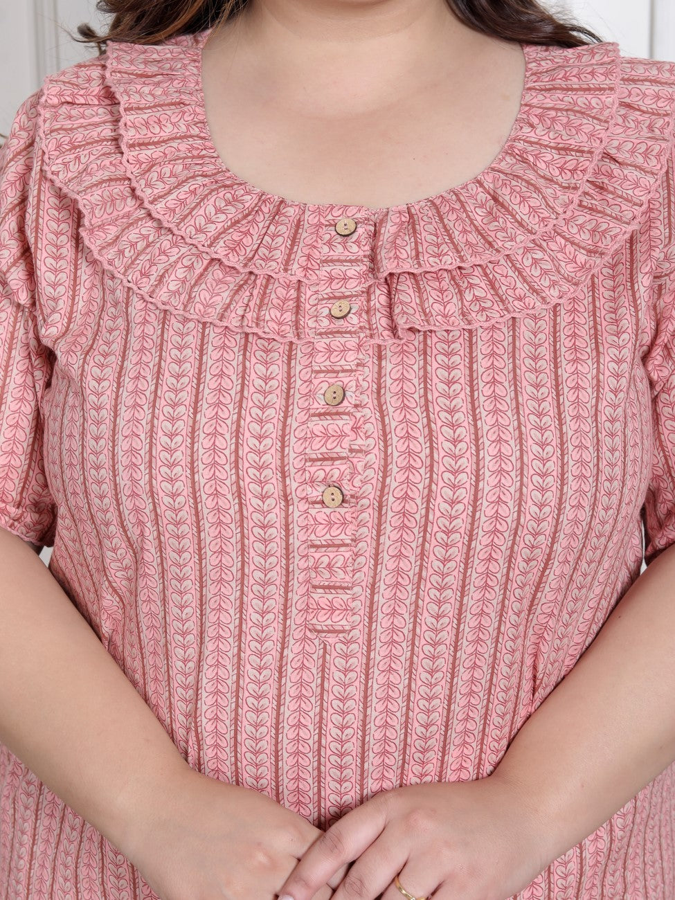 Pink Floral Plus Size Nightgown – Comfortable Sleepwear for Women