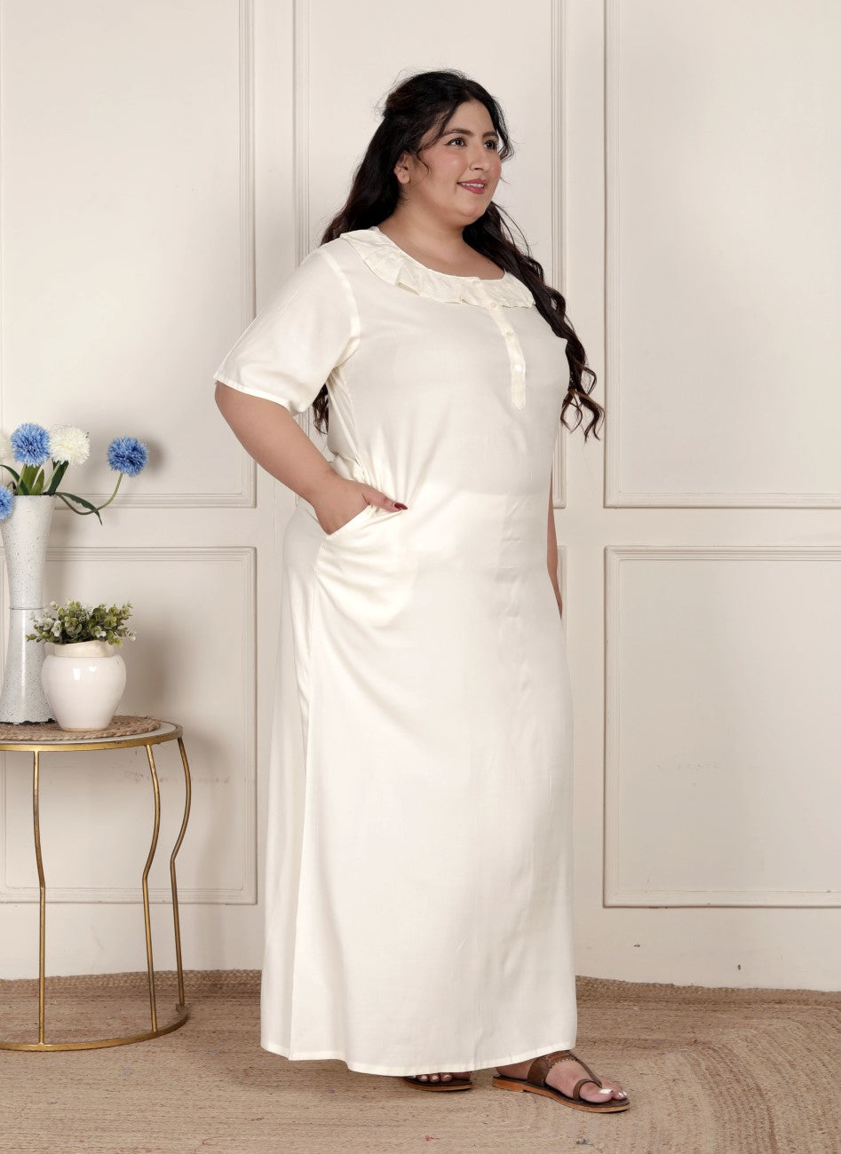 Off White Solid Plus Size Nightgown – Comfortable Sleepwear for Women