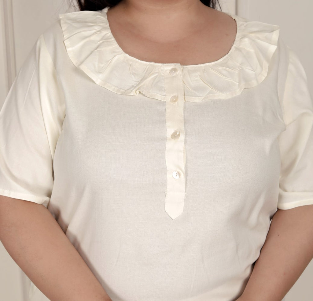 Off White Solid Plus Size Nightgown – Comfortable Sleepwear for Women