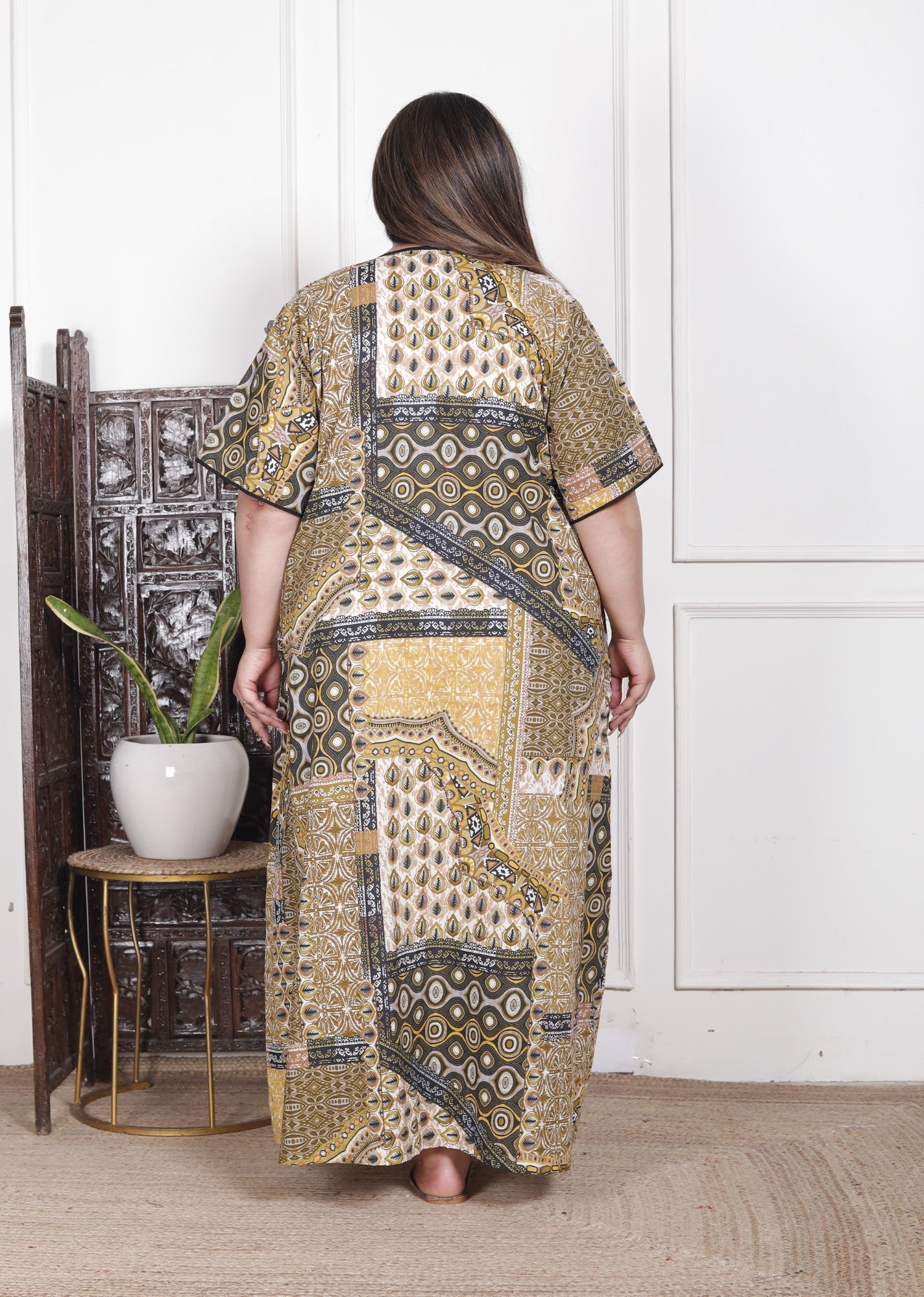 Green Floral Plus Size Nightgown – Comfortable Sleepwear for Women-430020