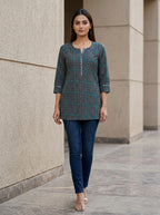 Printed Straight Short Kurti Top for Women