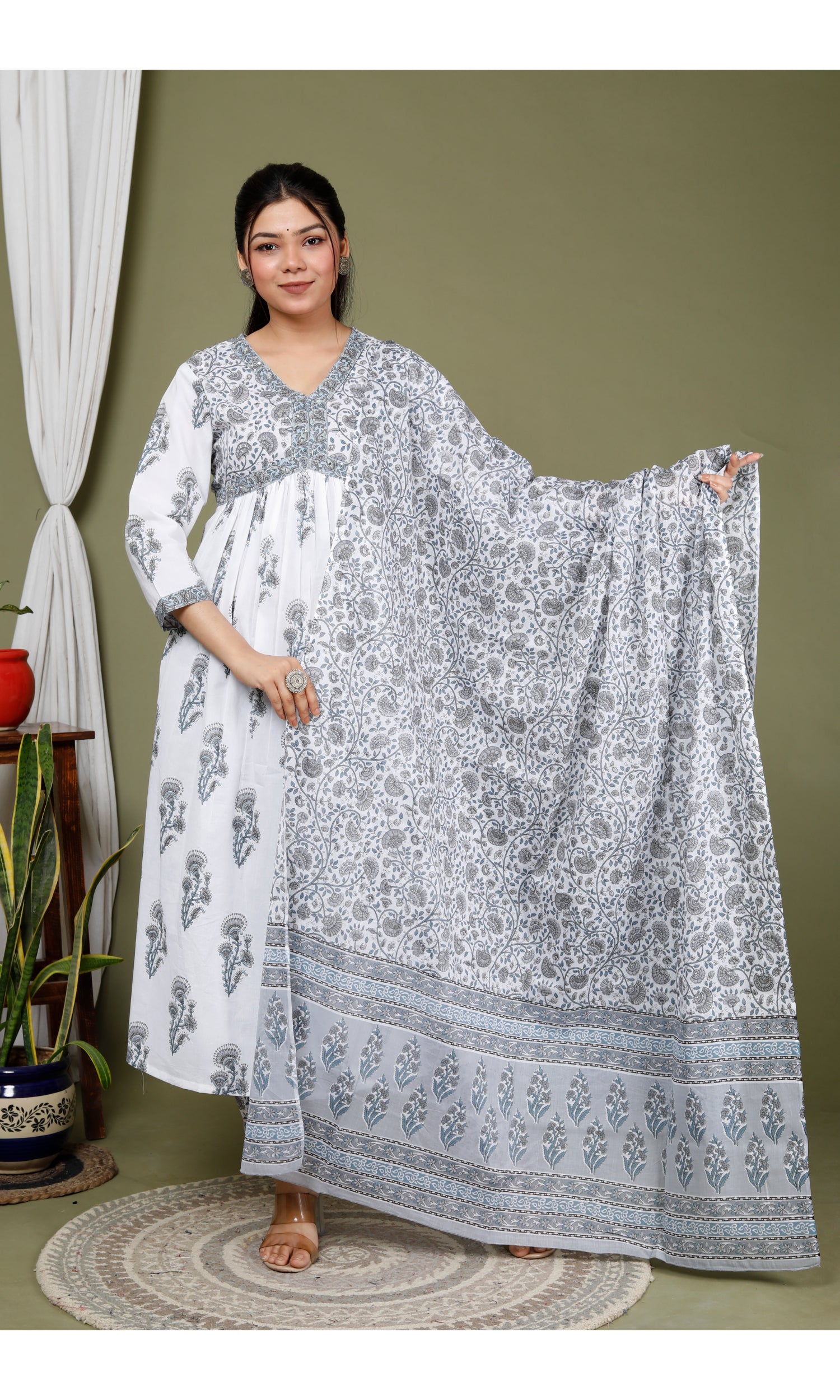 Grey Cotton Printed Kurta Pant Set with Dupatta-2347