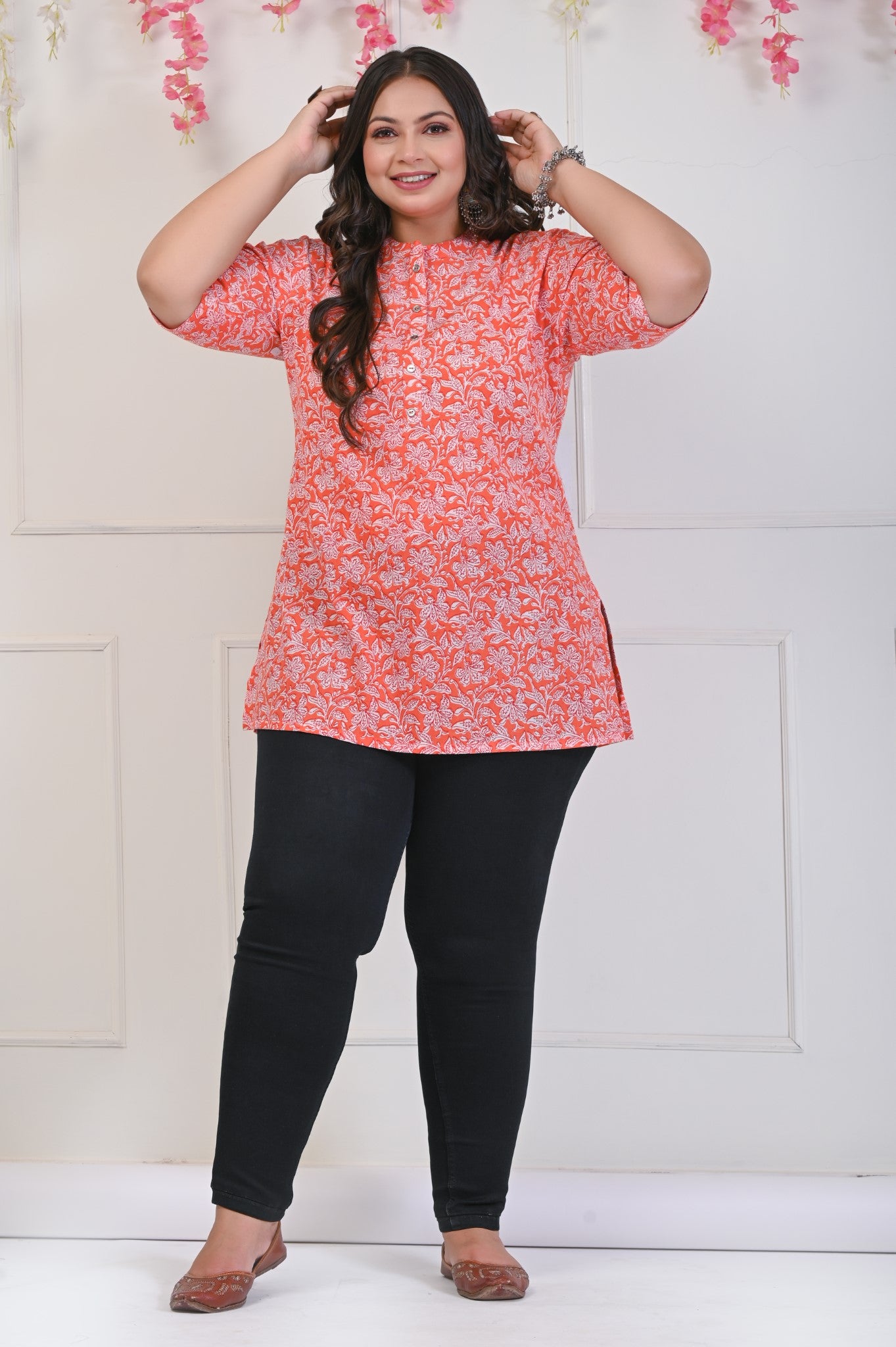 Plus Size Peach Cotton Floral Print Short Kurta-695 Secondary image