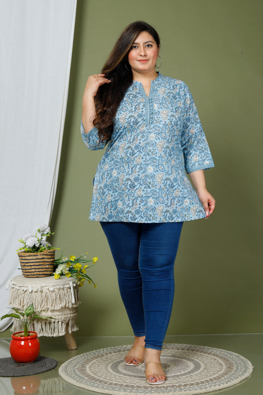 Plus Size Blue Cotton Floral Print Short Kurta-631 Main image