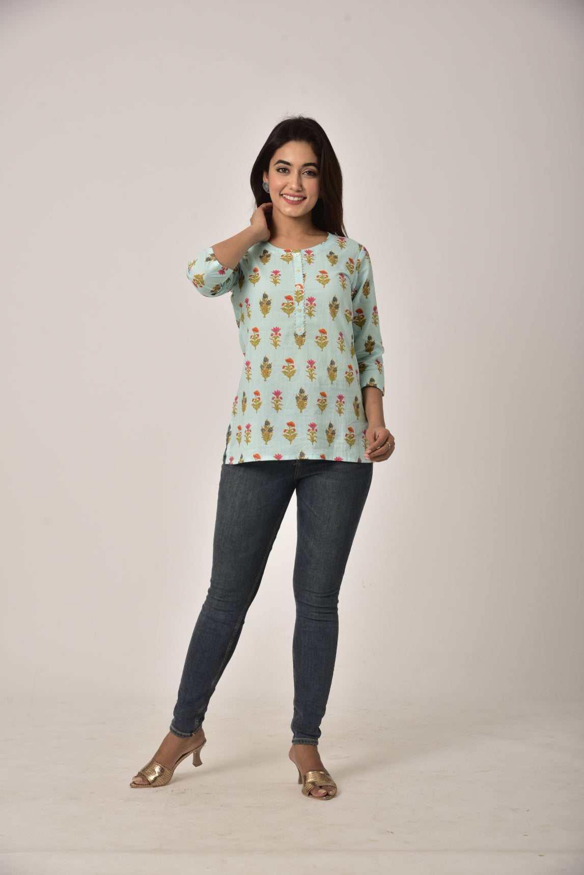 Blue Cotton Floral Print Short Kurta-444
