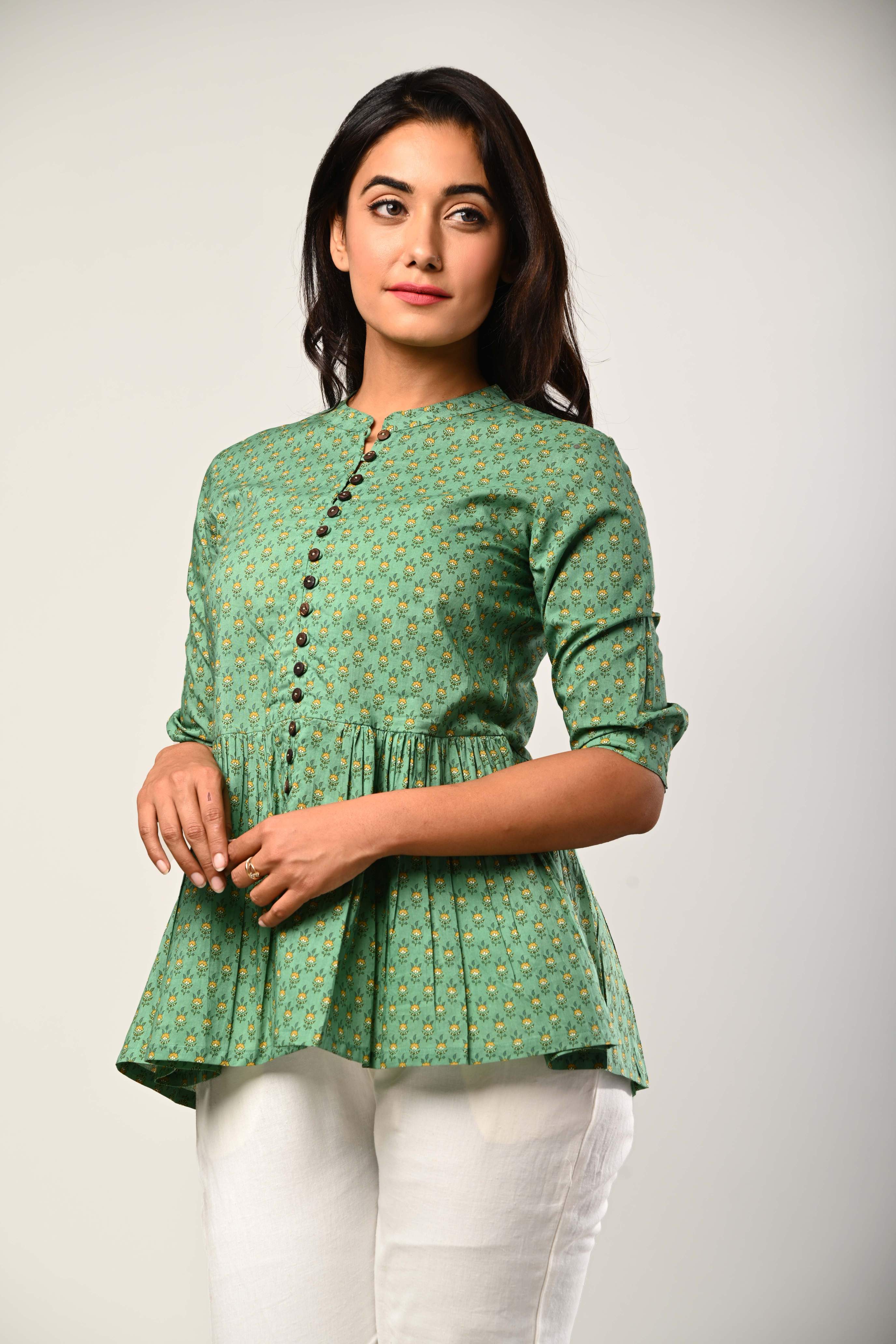 Green Cotton Floral Print Straight  Short Kurta-499
